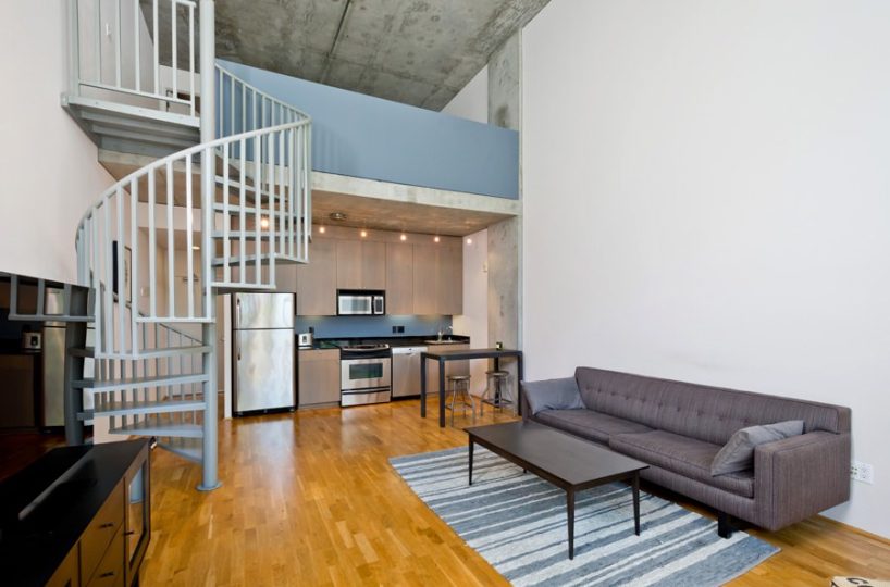 855 Folsom 125 Living Room 2